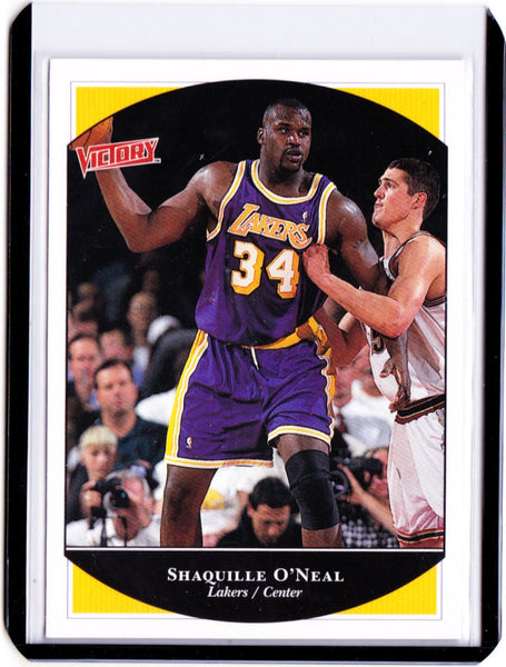 1999-00 Victory #121 Shaquille O'Neal