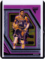 2022-23 Panini Flux #98 Giannis Antetokounmpo