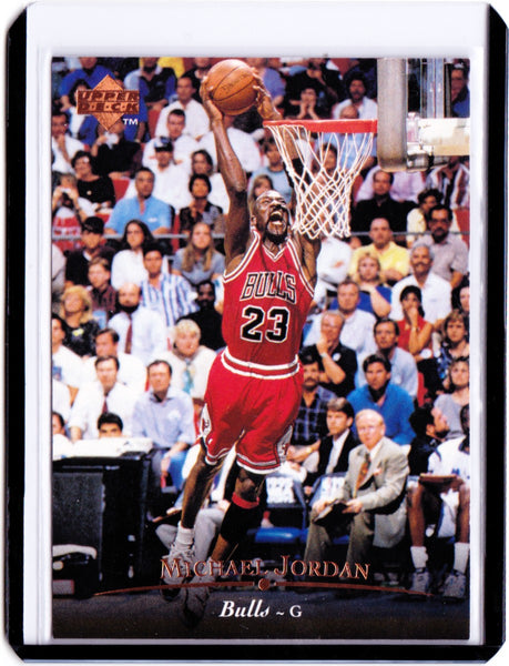 1995-96 Upper Deck #23 - Michael Jordan (Bulls on Front)