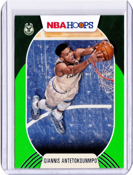 2020-21 Panini NBA Hoops - Neon Green #166 Giannis Antetokounmpo