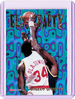 1995-96 NBA Hoops - Block Party #8 Hakeem Olajuwon