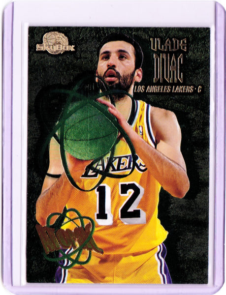 1995-96 Skybox Premium - Atomic #A4 Vlade Divac